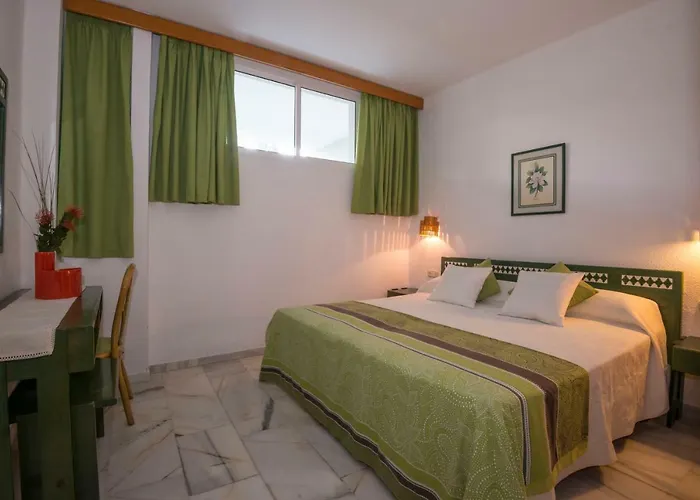 Hotel Hovima Altamira 3*